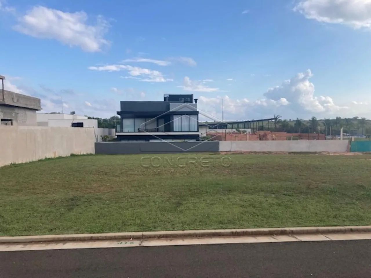 EXCELENTE LOTE PRÓXIMO AO CLUBE - Foto 3