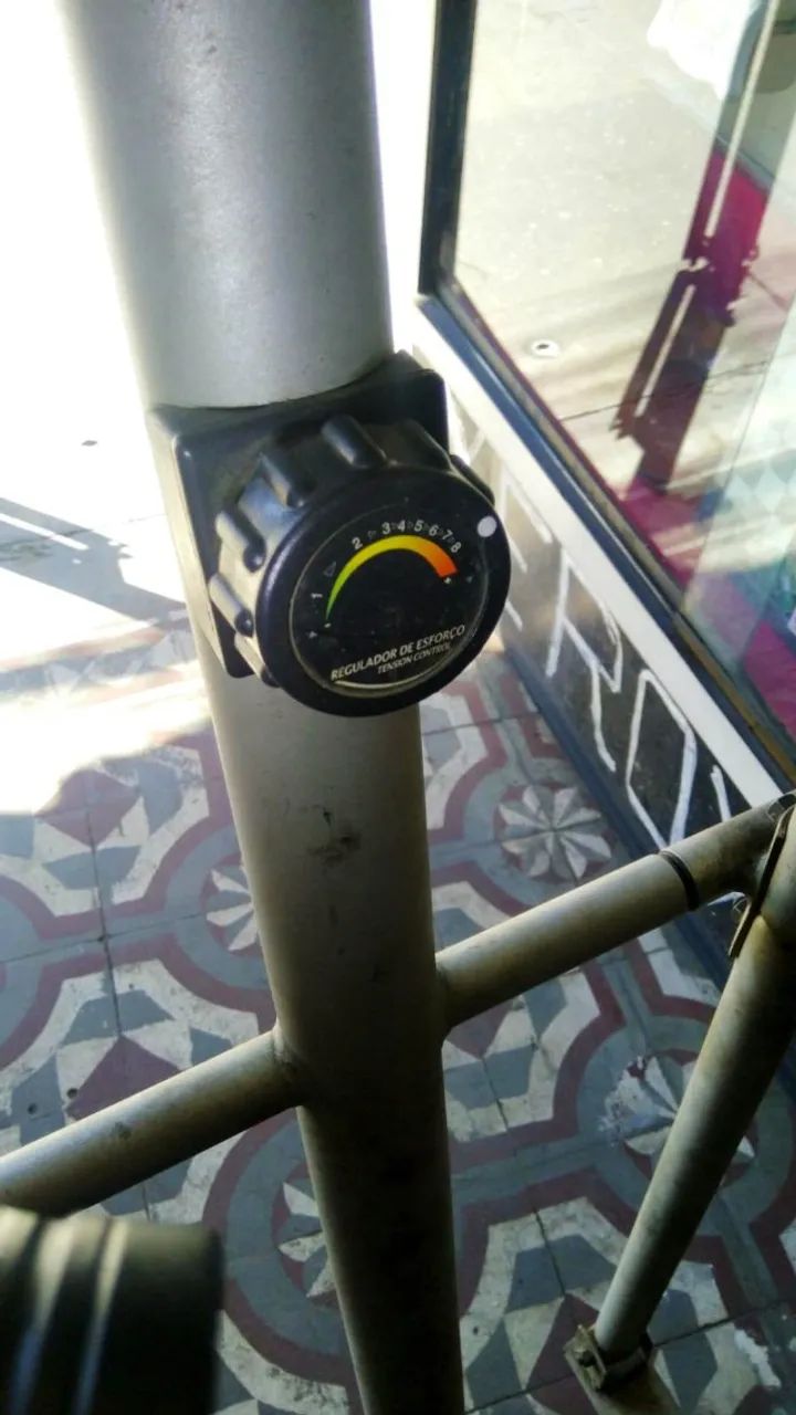 Aparelho Elíptico Weslo com cronometro cortado - Foto 4