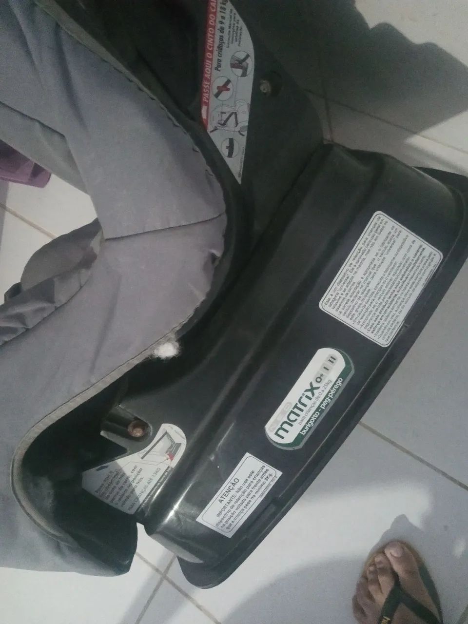 Vendo cadeirinha infantil bem conservada  - Foto 2