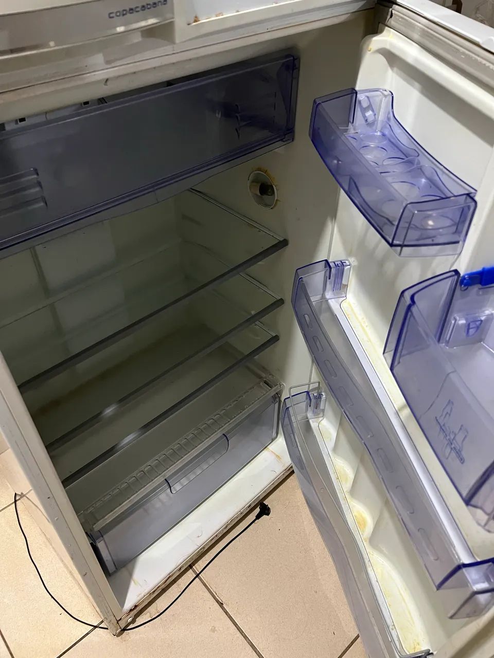 GELADEIRA 