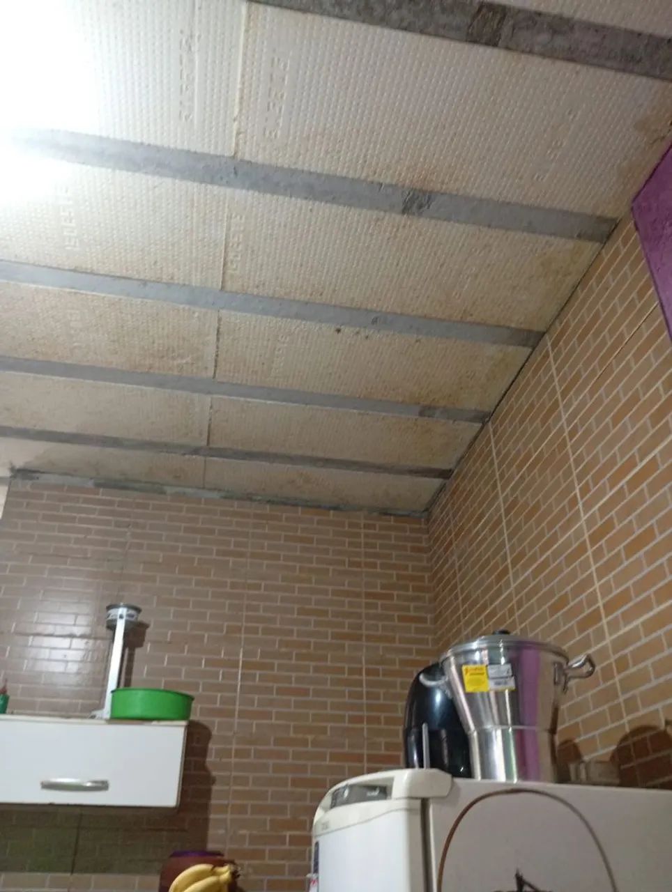 Vende se cuscuzeira.