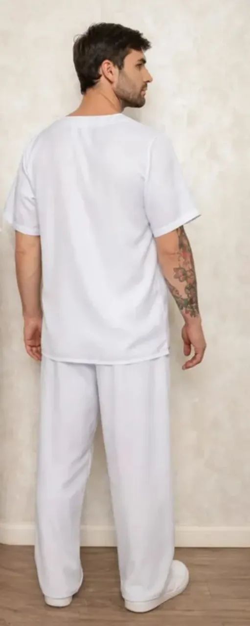 SCRUBS BÁSICOS BRANCOS/PIJAMAS CIRÚRGICOS  - Foto 3