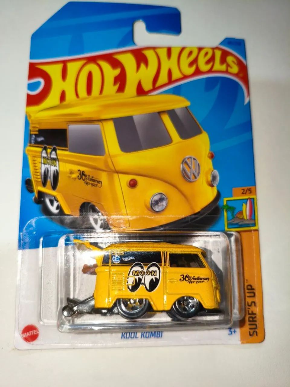 Hot Wheels Kool Kombi (Mooneyes) da série Surf's