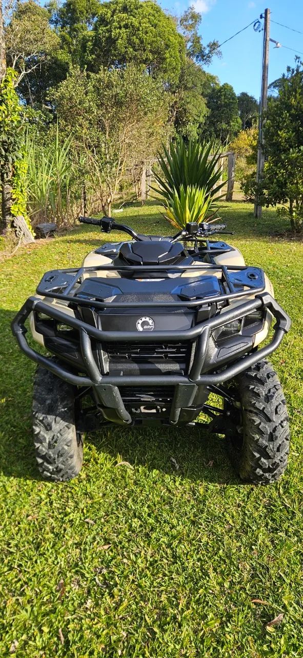 Quadriciclo Canam outlander pro 2025 - Foto 2