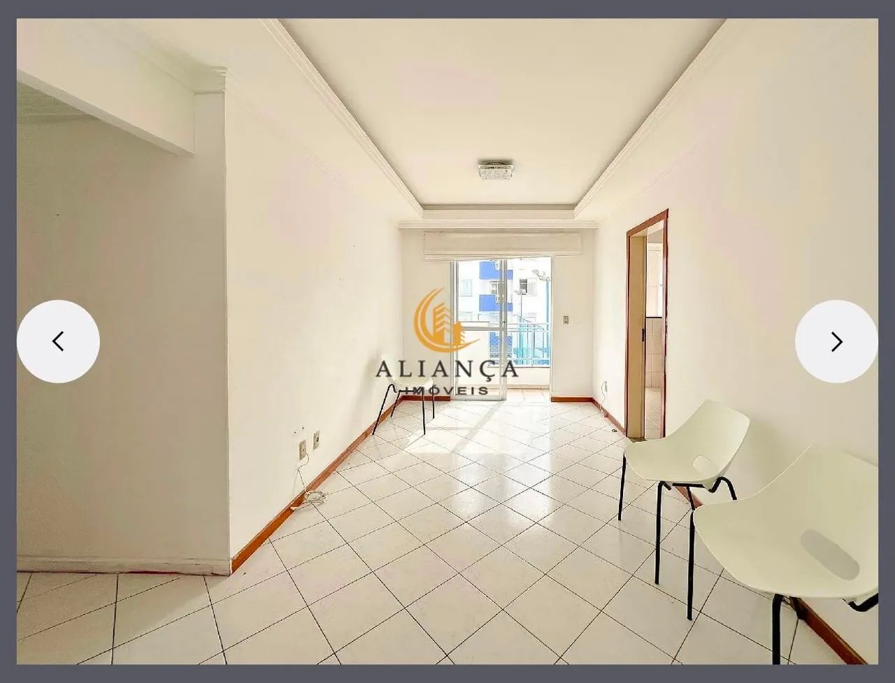 Apartamento em Praia Comprida, São José/SC