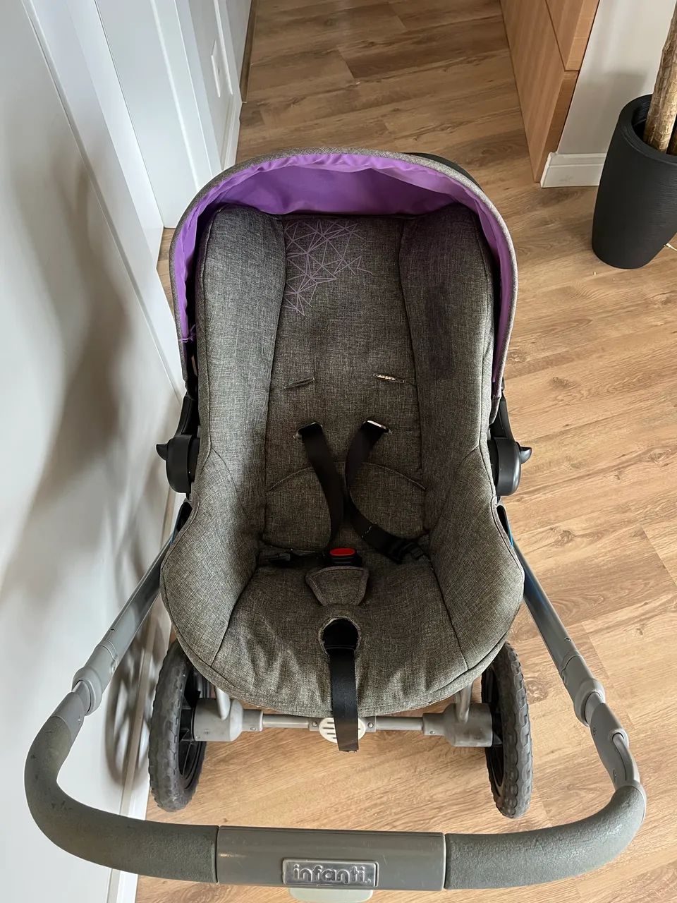 Vendo Carrinho Bebê, marca Infanti  - Foto 5