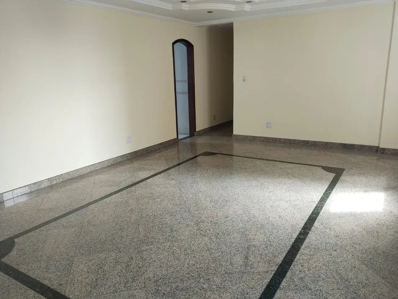 EDIFÍCIO ILHA DE PARMA |  04 QUARTOS