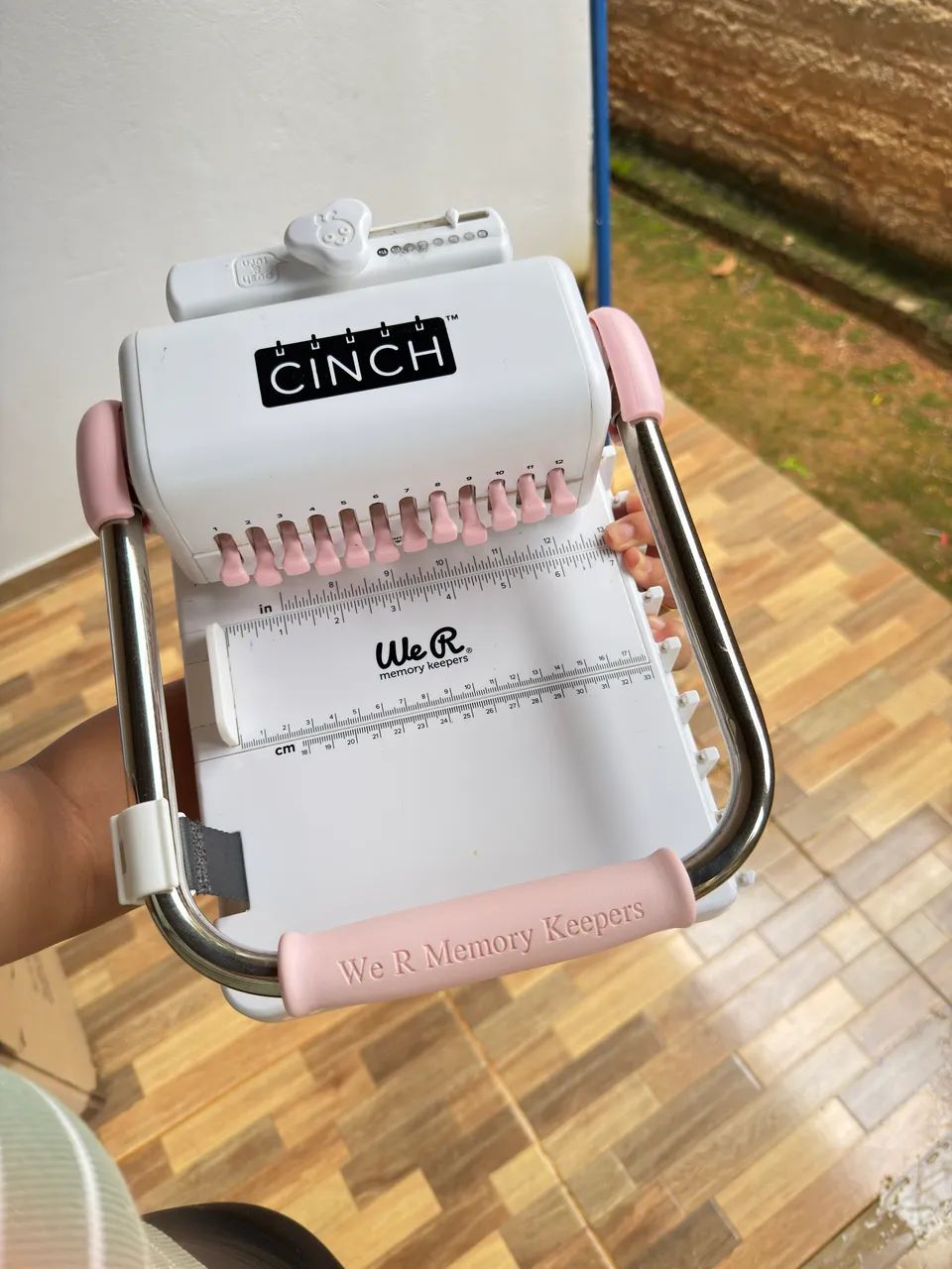 The Cinch Binding Machine405754753067919360