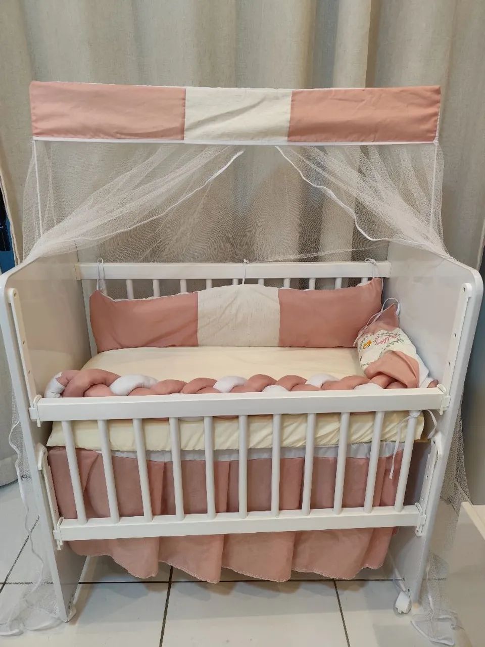 Mini berço + colchão + enchoval  - Foto 3