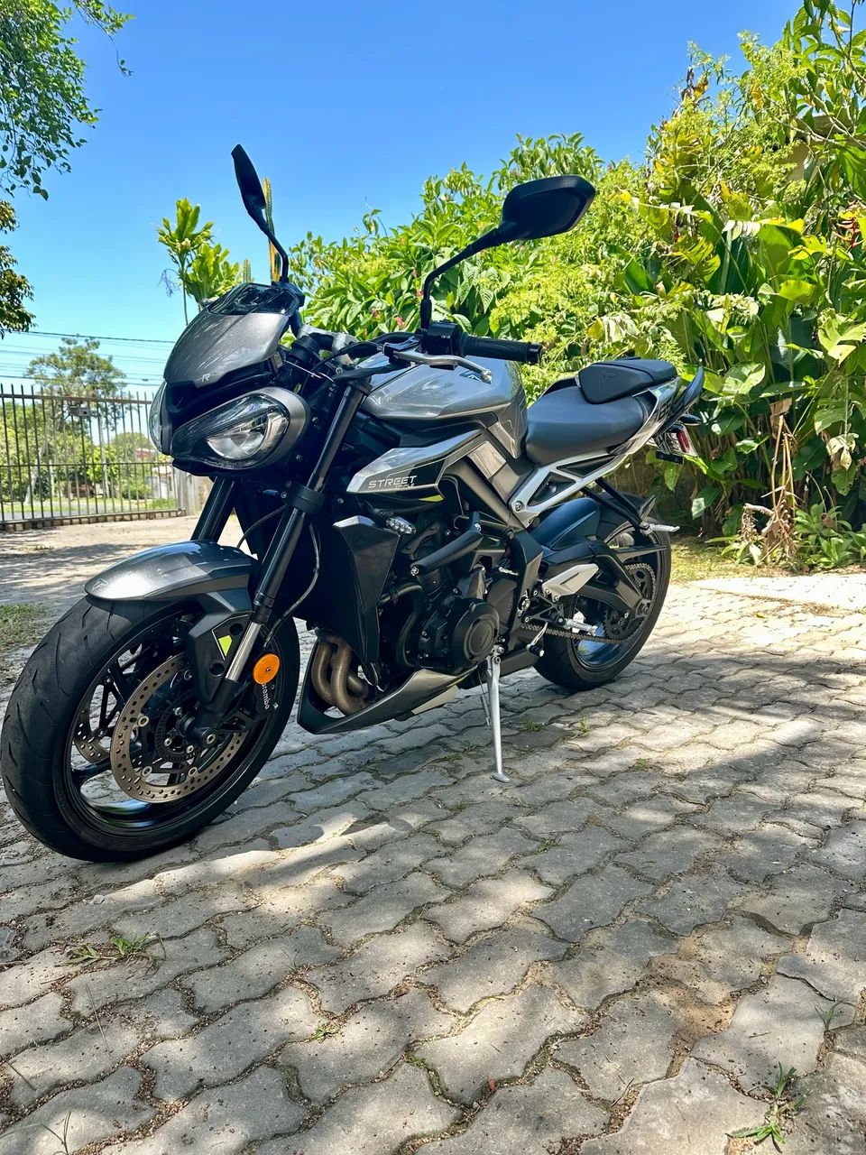 Triumph Street Triple 765 R 2024 - 3.400km - Único Dono - Quickshifter - IPVA 2026 Pago - Foto 7