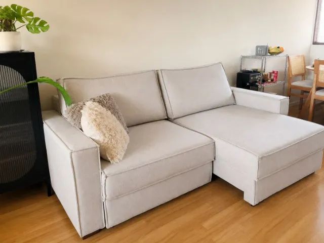 SOFÁ RETRÁTIL OFF-WHITE 100% LINHO - IMPECÁVEL - Foto 2