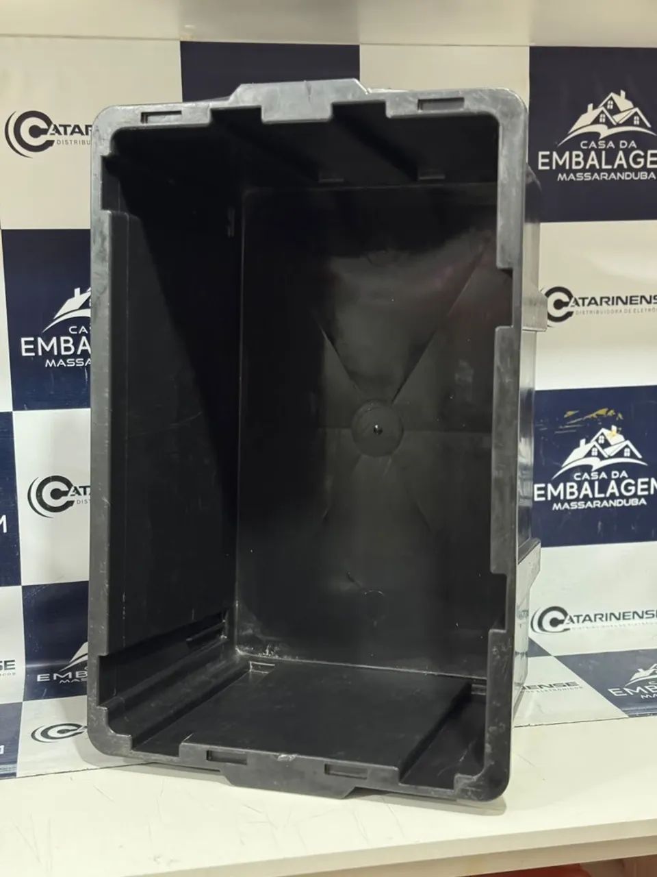Caixa plástica 