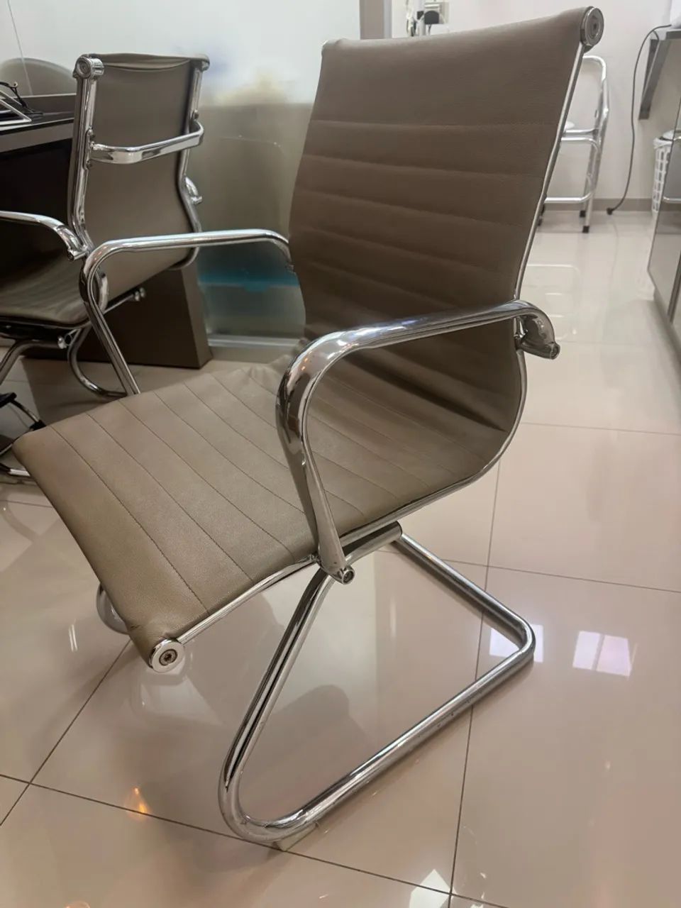 Cadeiras para escritório  - Foto 2