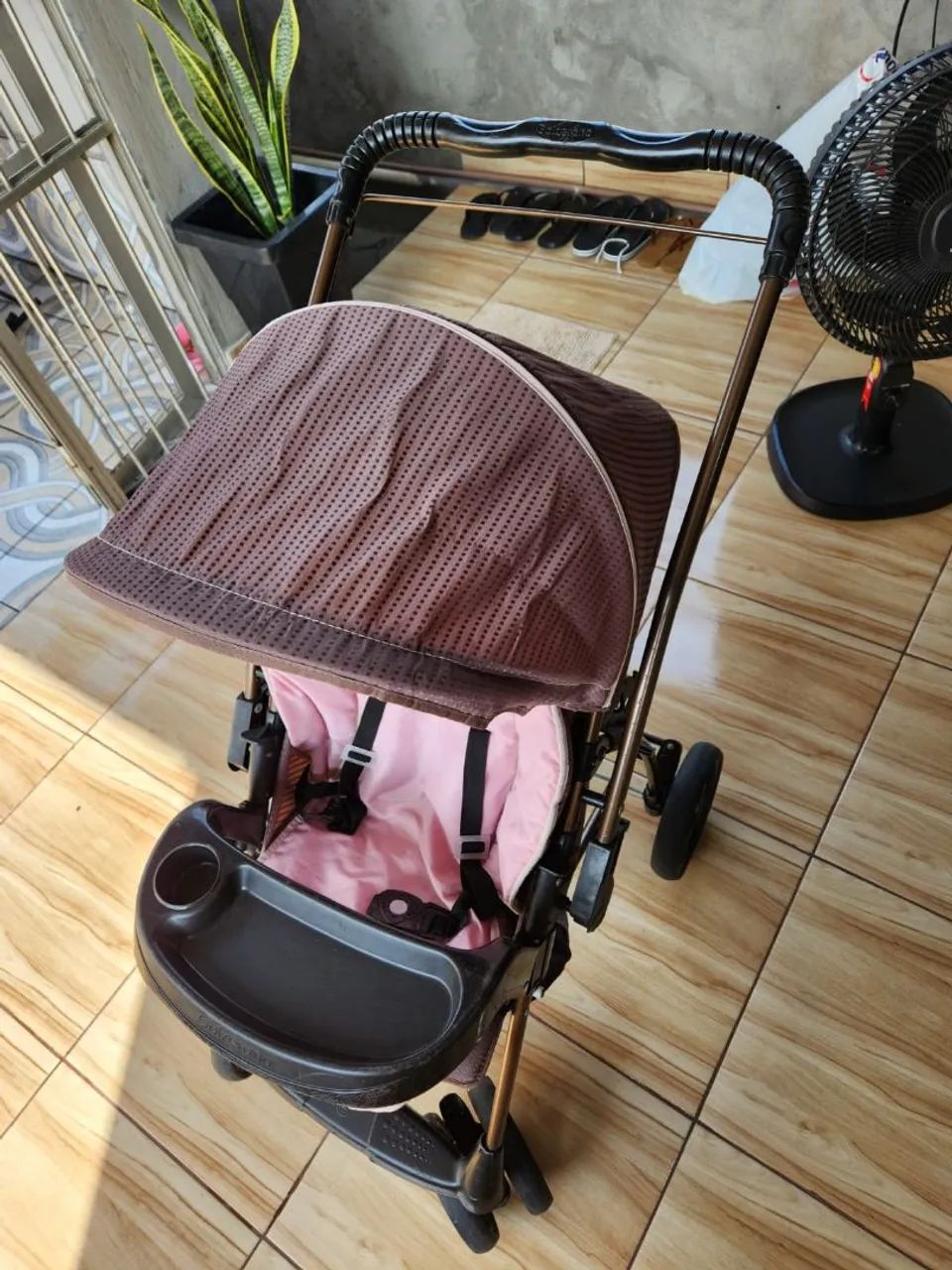 VENDO CARRINHO DE BEBÊ - Foto 2