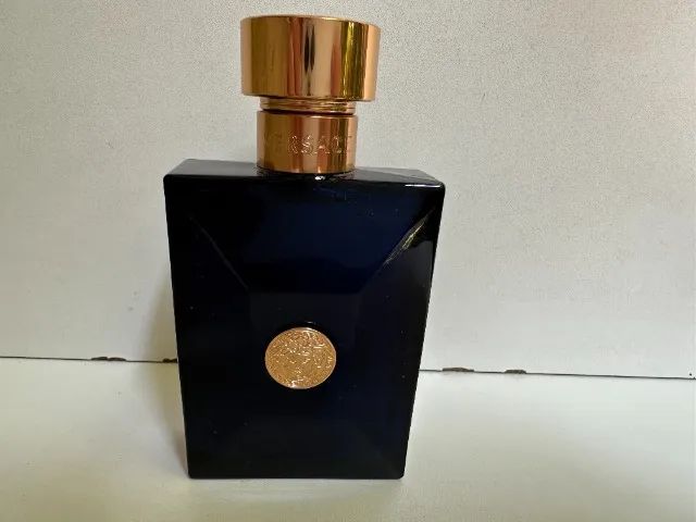 Perfume Masculino Versace Dylan Blue Eau de Toilette 100ml Original - Foto 4