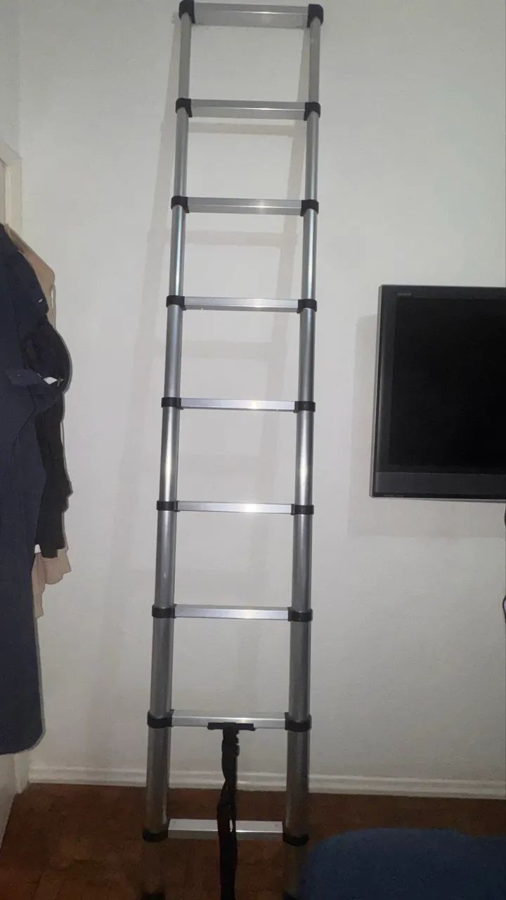 Escada Retrátil  - Foto 2