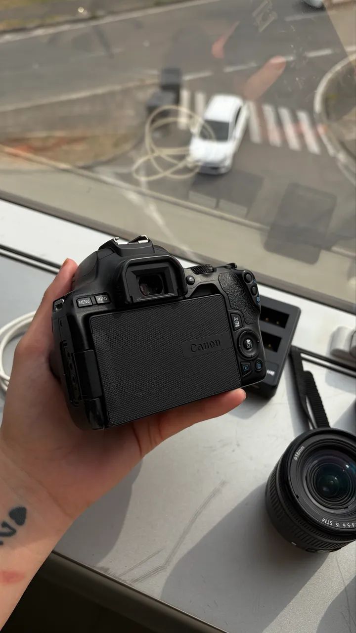 Canon sl3 4k ( kit completo)  - Foto 2