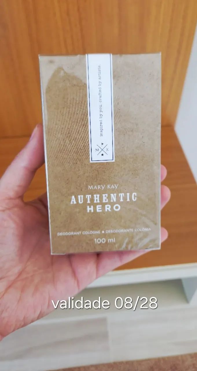 Perfume masculino Authentic Hero