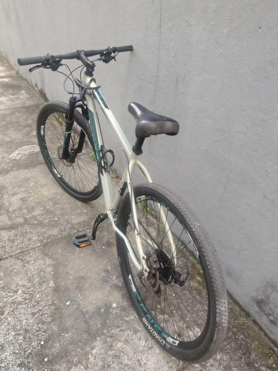 Bicicleta Sense One XC aro 29 muito nova. - Foto 4