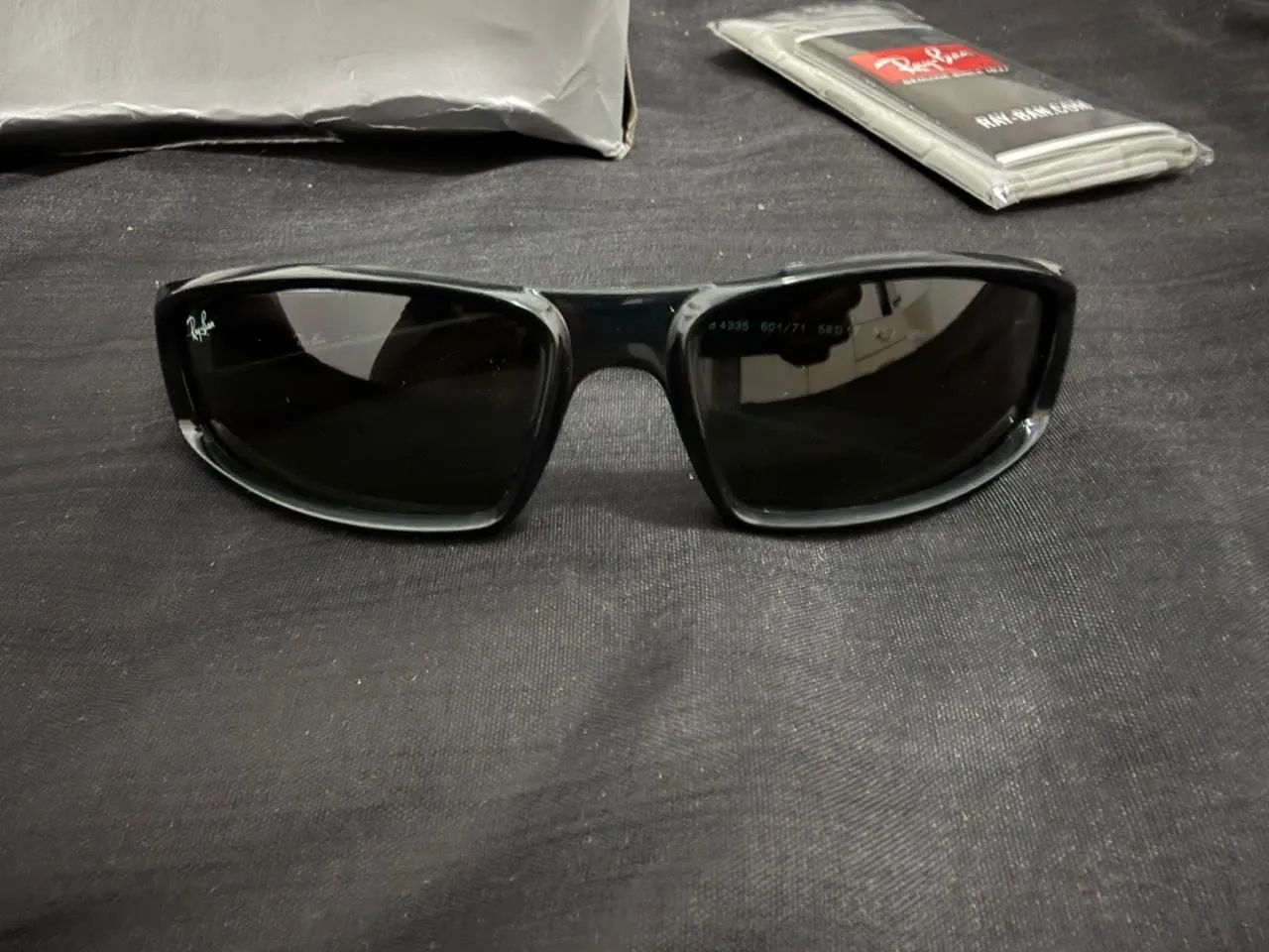 Óculos Ray-Ban Preto ORB4335 - Foto 2