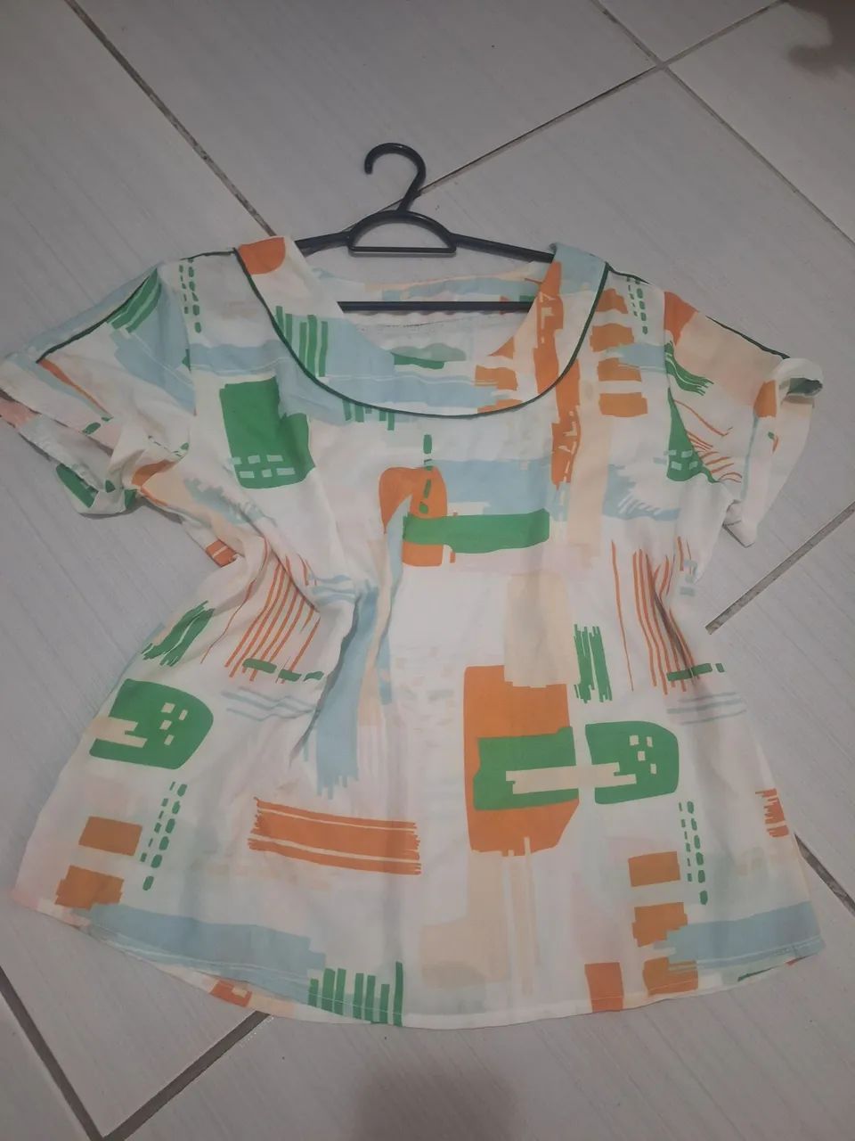 Blusas de tecido fino femininas 