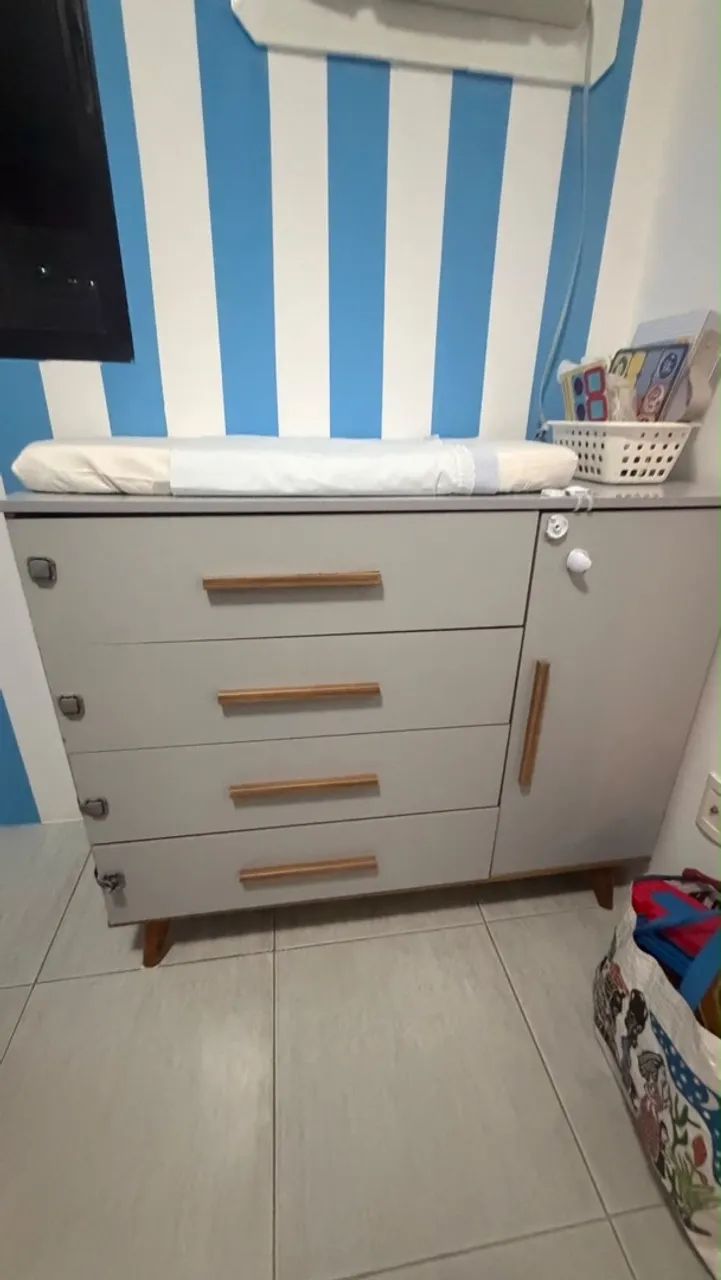 Guarda-roupa e cômoda - Bebê  - Foto 4