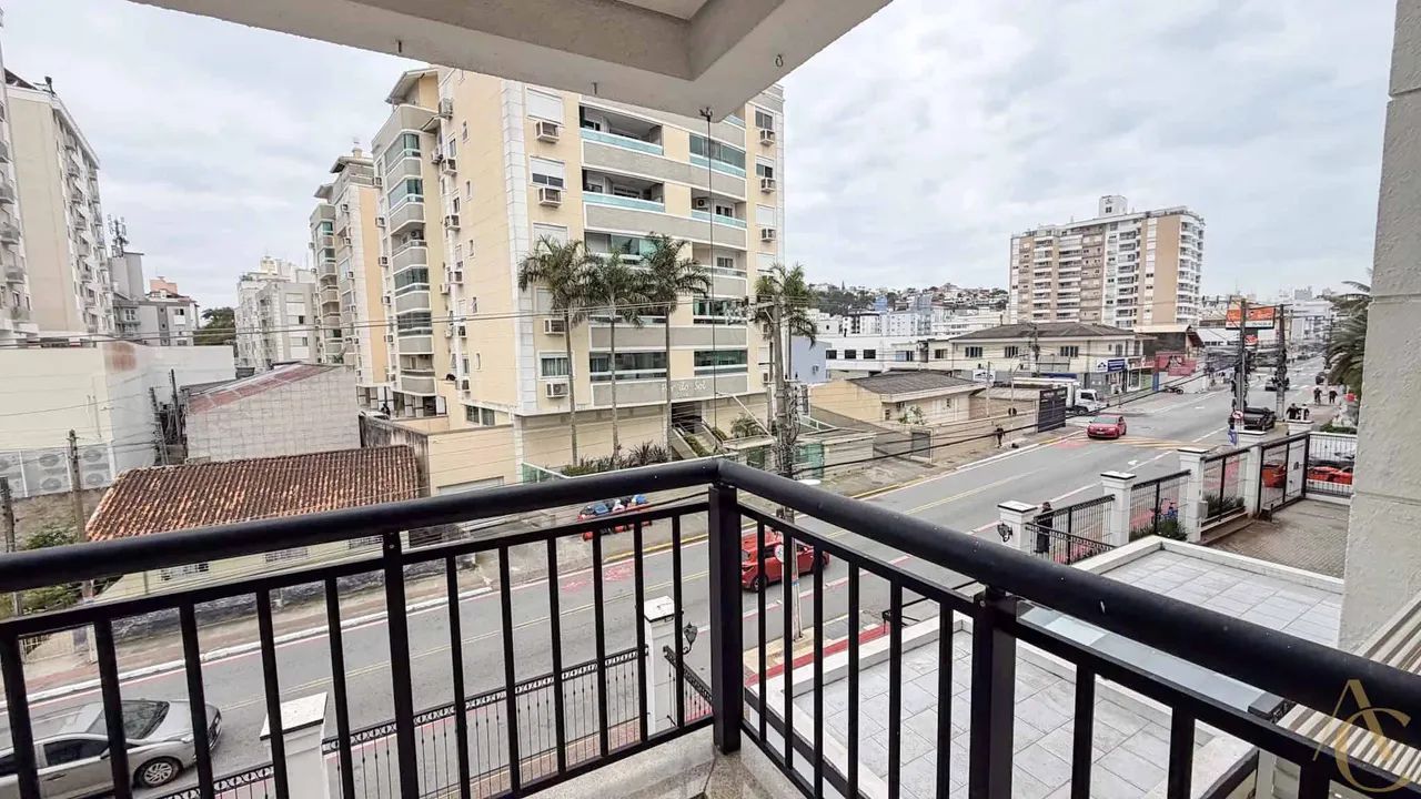 Apartamento para alugar - 3 quartos sendo 1 suíte e demi-suíte - Abraão | Florianópolis/SC - Foto 3