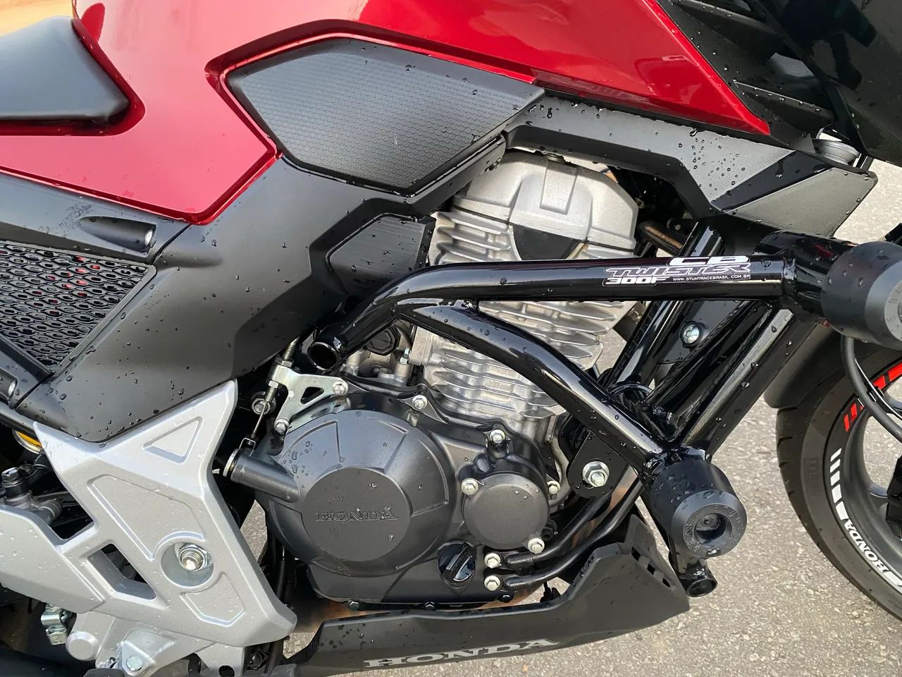 VENDO CB300F 2025 ZERADA - Foto 5