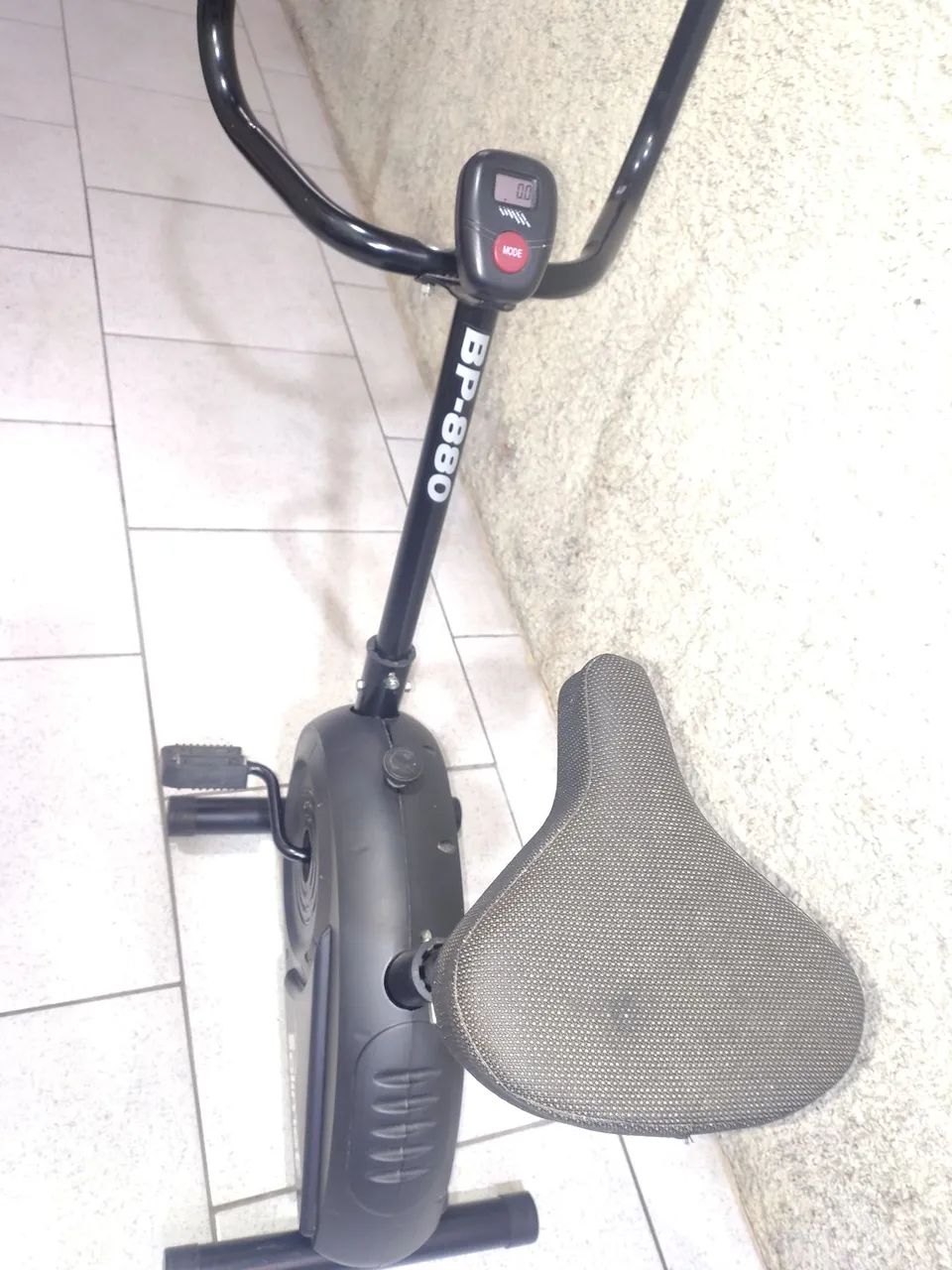 Vendo bicicleta ergométrica  - Foto 3