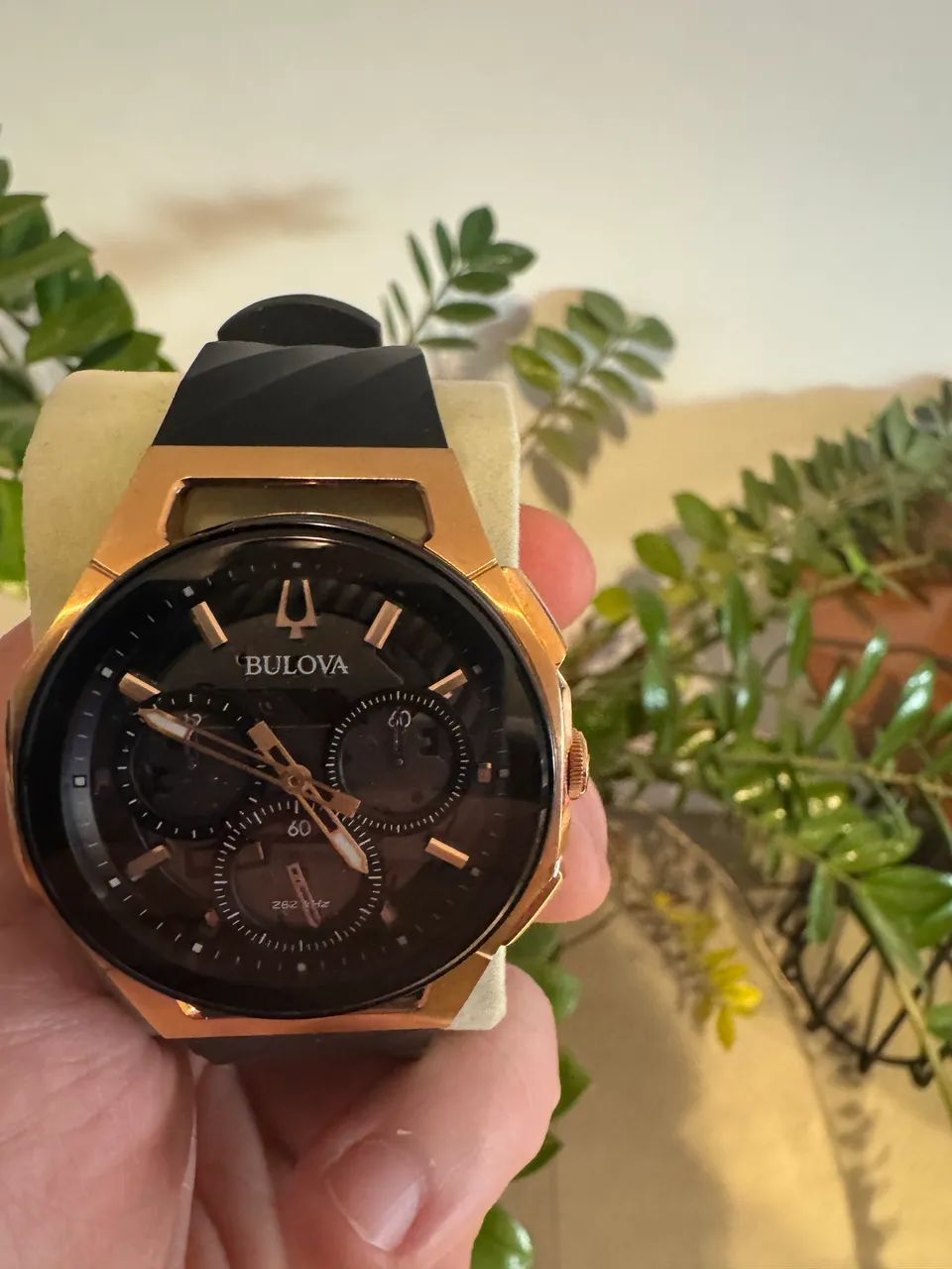Relógio Bulova Curv 