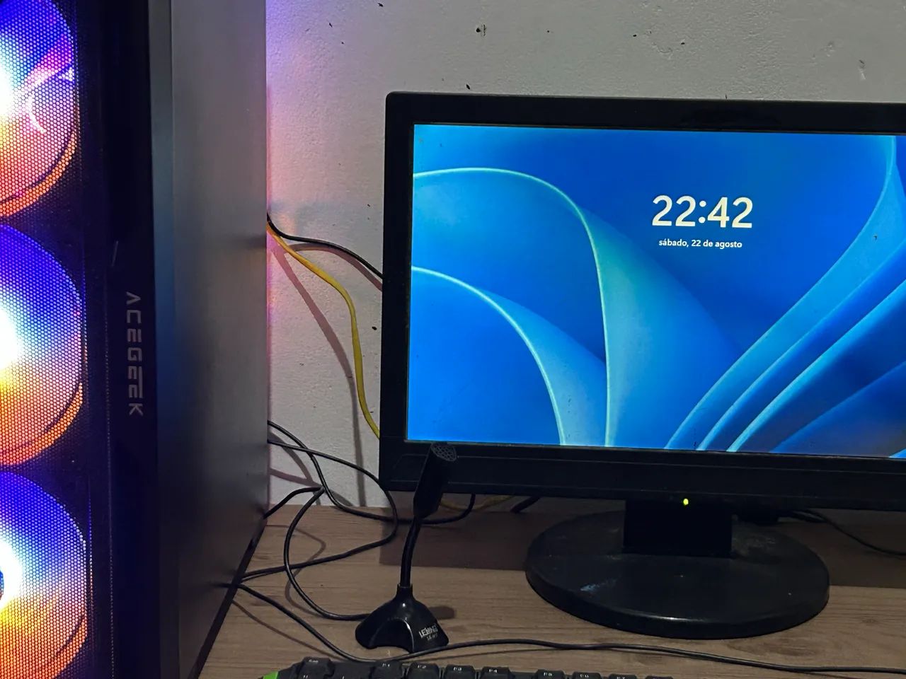 Monitor AOC - Foto 3