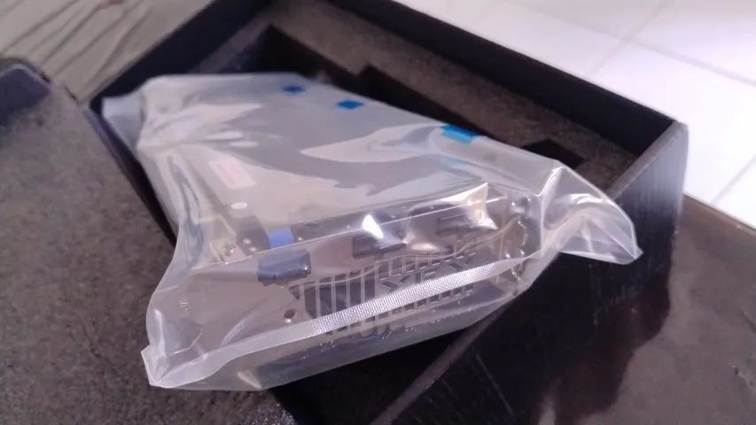 RX 9060 XT OC 8gb xfx - Foto 4