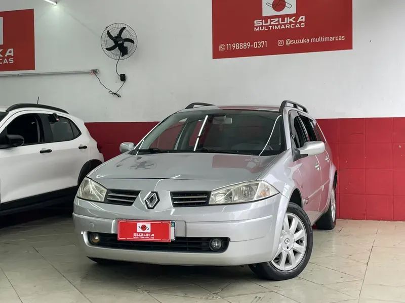 Renault Megane Grand Tour Dynam. Hi-Flex 1.6 16V, foto 1 de 16