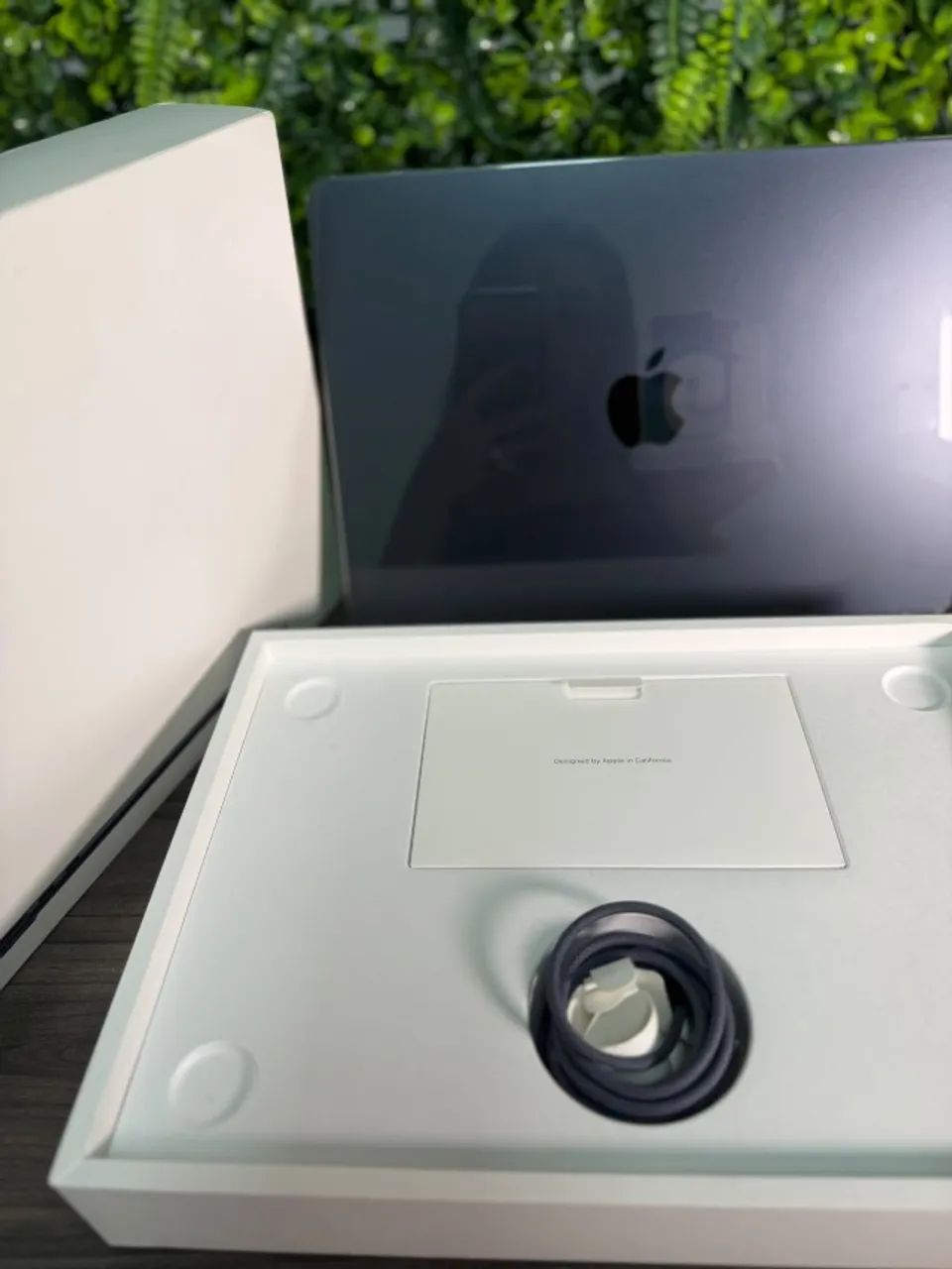 MacBook Air M5  13 Polegadas   16GB RAM  512GB MacOs Golden Gate  Cor Midnigth  - Foto 2