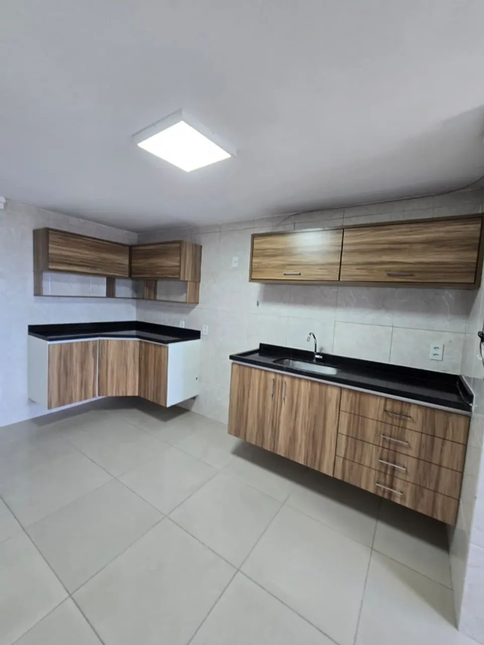 PORTAL DA VILLA, ADRIANÓPOLIS, ALUGO, 3 SUÍTES, ANDAR ALTO  - Foto 7