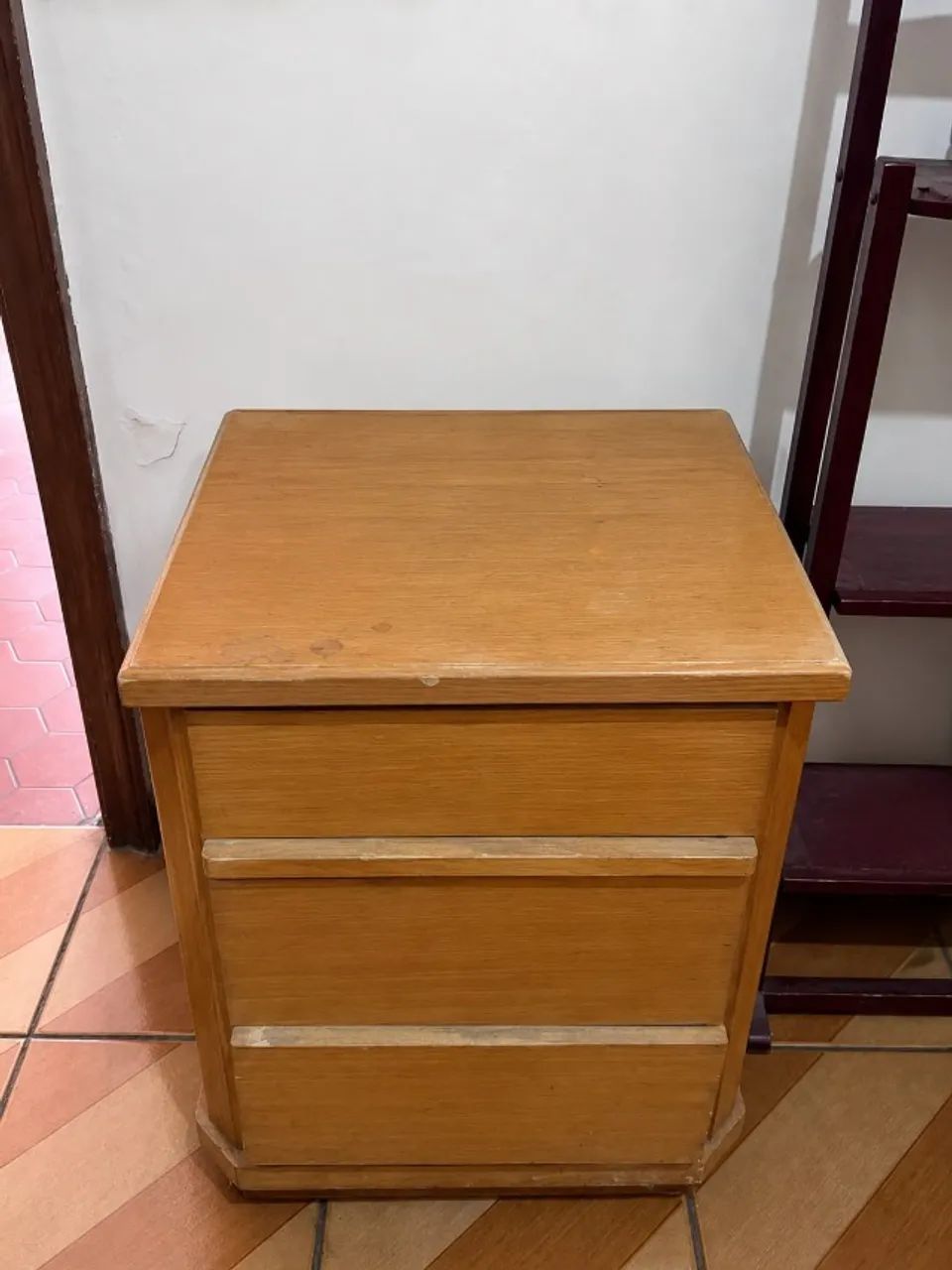 Mesa de Cabeceira 