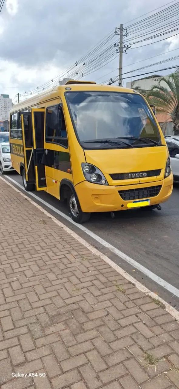 Vendo microônibus Iveco Cyte class 70c16 - Foto 5