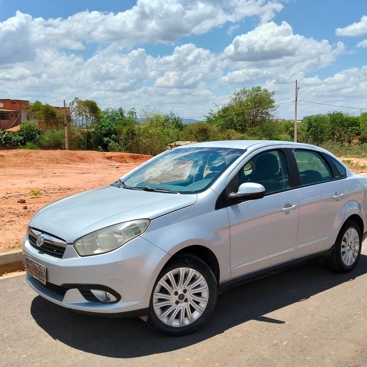 Fiat Grand Siena ESSENCE 1.6 FLEX 16V 2014