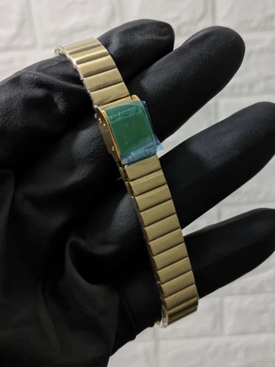 Relógio Casio Mini Resistente à Água com durabilidade na cor da pulseira  - Foto 4