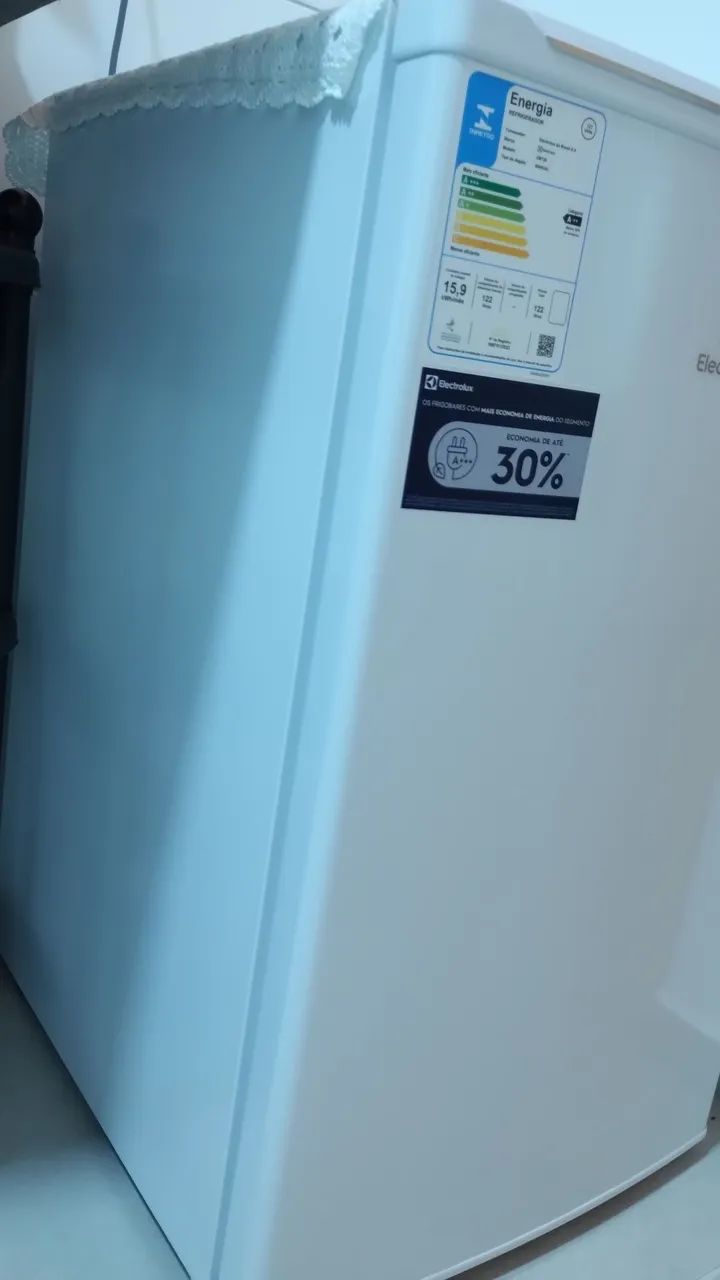 Vendo Frigobar Eletrolux. - Foto 3