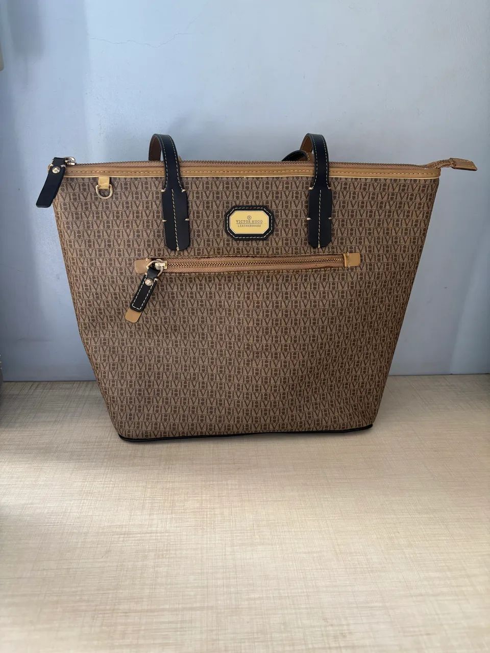 Bolsa Victor Hugo