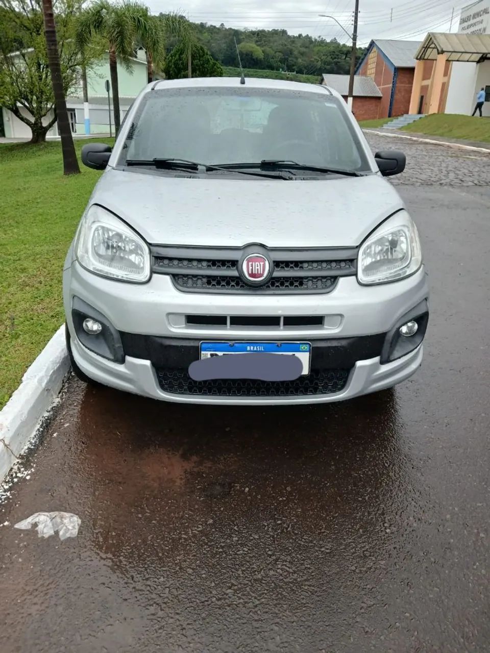 Fiat Uno UNO ATTRACTIVE 1.0 Flex 6V 5p 2017