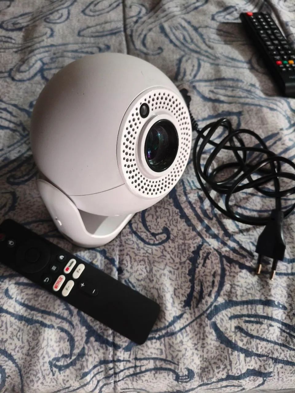 Vendo PROJETOR 