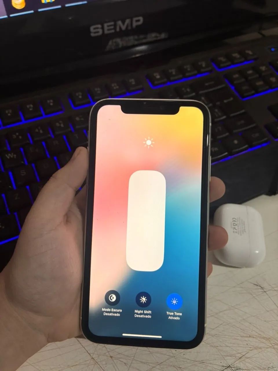 iPhone XR