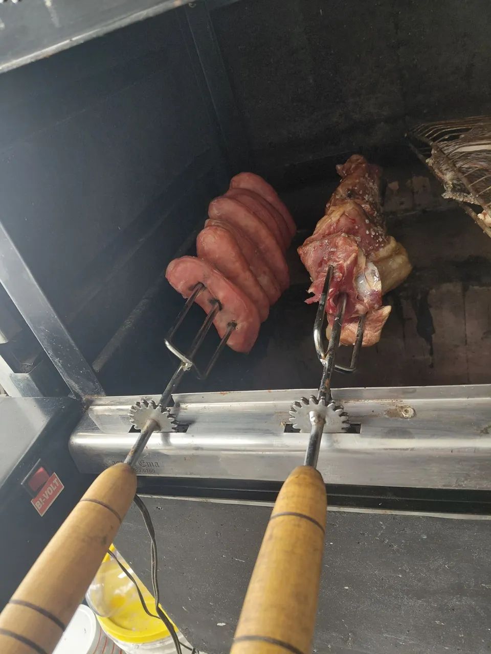 Gril giratório 4 espetos e grelha biv - Foto 3