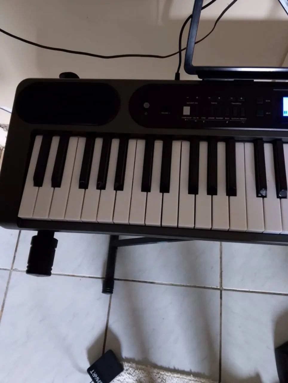 Teclado novo Kobe KB 400