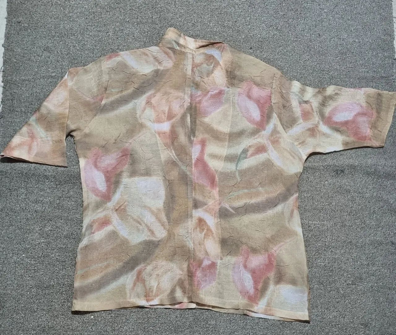Camisa G transparente linda - Foto 3