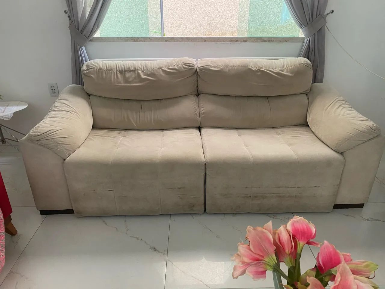 Sofá 3 lugares  - Foto 2