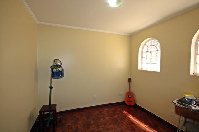 Casa em 02 Pavimentos - 707 (Asa Sul) - 04 quartos sendo 02 suítes - 01 vaga de garagem - Foto 9