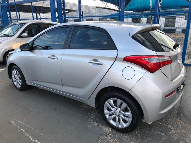 HYUNDAI HB20 1.0 COMFORT PLUS 12V FLEX 4P MANUAL - Foto 3